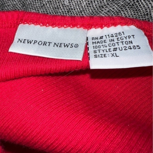 NEWPORT News XL red ribbed tank, gently worn - Picture 2 of 4